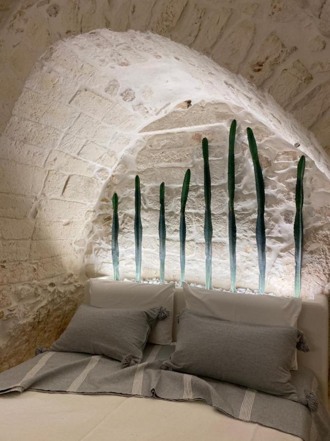 Alesia Luxury Cave Bed & Breakfast Остуни Екстериор снимка